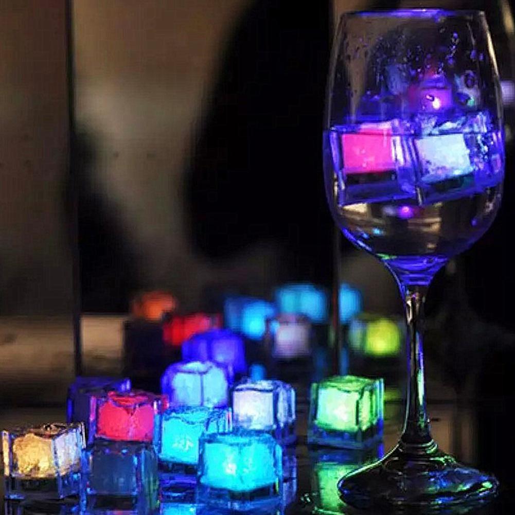 Boule lumineuse de fête 12 pièces | Glaçons en forme scintillante dans l'eau, Flash lumineux pour Festival de mariage, décoration de verre à vin