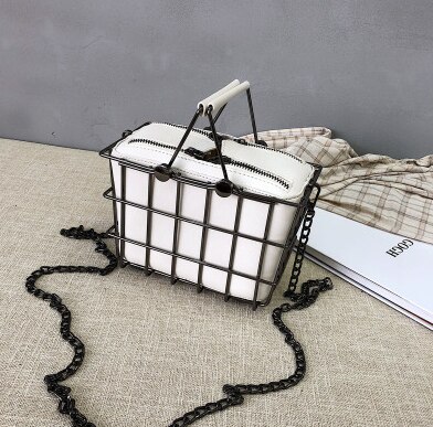 Moda designer bolsas femininas 2020 novo de alta qualidade couro do plutônio bolsa feminina cesta de ferro quadrado bolsa de ombro de corrente saco do mensageiro: Marfim