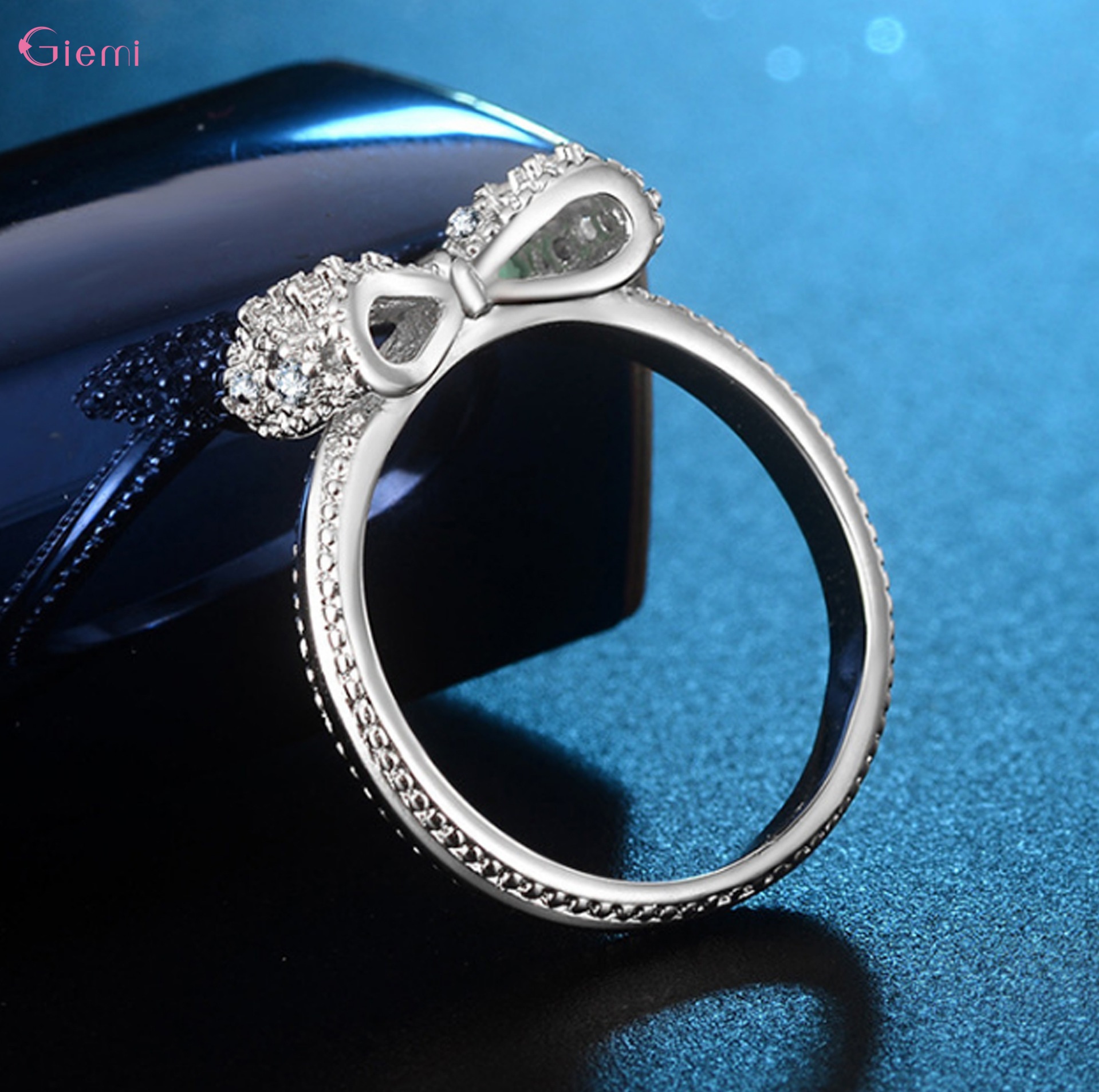 Anelli con strass in zirconi cubici con fiocco in argento sterling 925 per le donne Gioielli di fidanzamento di nozze alla moda