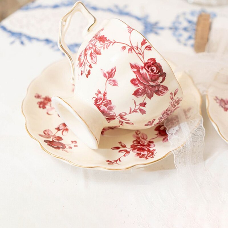 Vintage Blue Teapot Tea Cup Set Rose Ceramic English Country Coffee Cup Saucer Pot Classical Home Kitchen Dessert Cake Plate