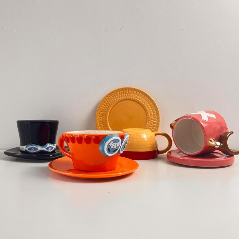Tegneserie kaffekop og underkop hatformet vandkopper cosplay anime chopper ace sabo keramisk krus desserttallerken