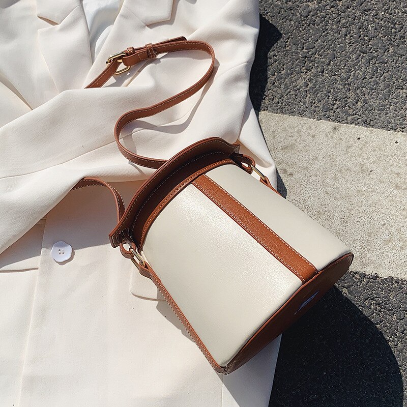 Einfache Umhängetasche Eimer Tasche Frühjahr Neue Stil retro Schulter Kapazität Große Tasche Hand tasche