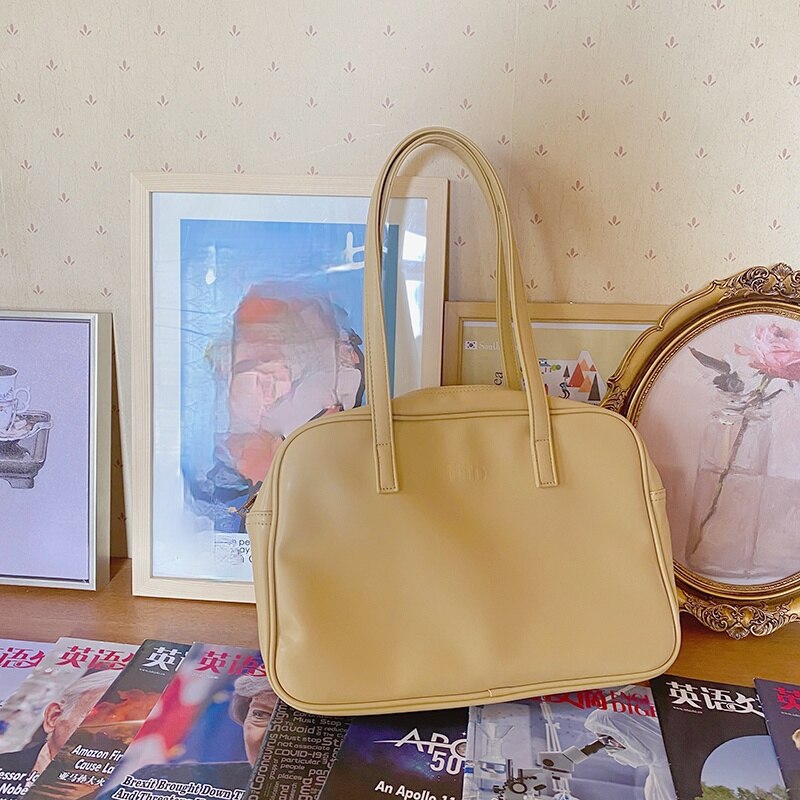 Large Capacity Women Handbags Soft PU Leather Ladies Shoulder Bag Simple Solid Color Female Underarm Bags Travel Tote: apricot