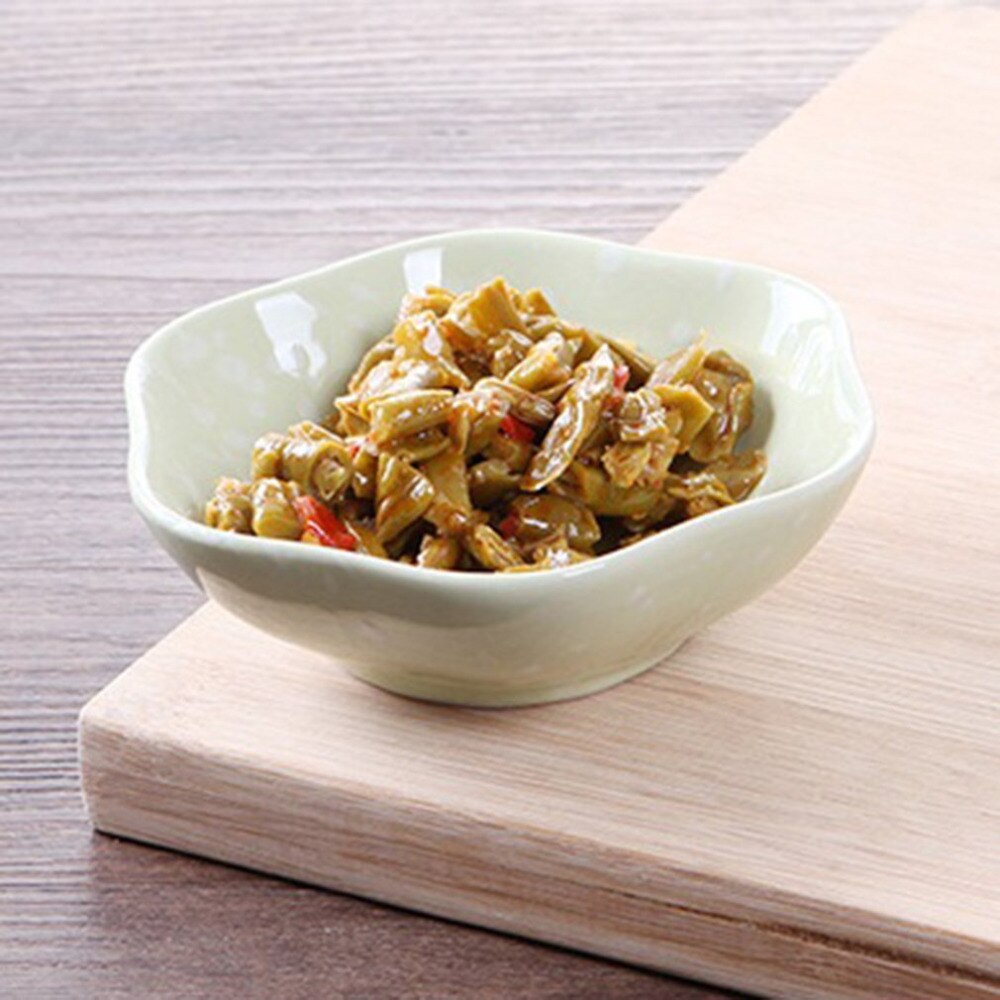 Japanese-Style 3 Colors Snowflake Glaze Hexagonal Circular Ceramic Plum-Shaped Ceramic Dish Sauce Dish Kitchen Supplies