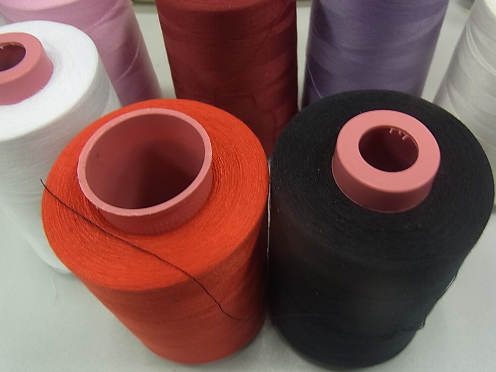 6000 yards Sewing thread , polyester sewing thread 402 High - speed polyester sewing thread