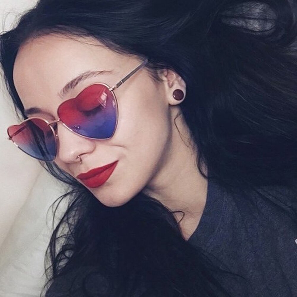 1Pc Hartvormige Zonnebril Dunne Metalen Frame Zonnebril Transparante Candy Kleur Bril Chic Eyewear Fancy Cadeau Voor Vrouwen Meisje