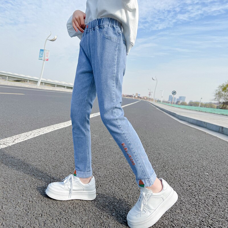 Pantalones vaqueros con bordado de fresa para niña, pantalón informal de coreana, elástico, primavera y otoño