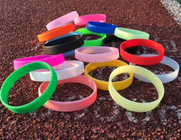 Silicone Rubber Wristband Flexible Wrist Band Cuff Bracelet Sports Casual Bangle For Women Men 12 Colors Bracelet