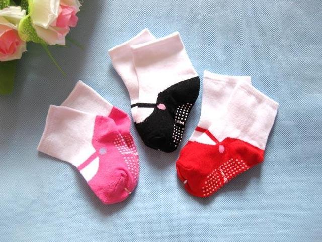 Solid Anti Slip Baby Socks With Anti-slip Insole Cotton Socks 6-24M