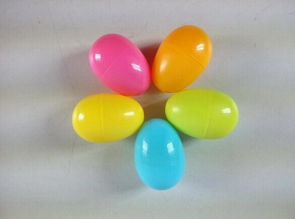 5 kleuren Paasei decoratie Plastic ei voor 6x4 cm 20 stks/partij