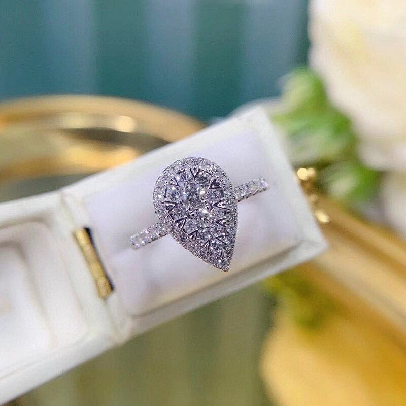 Huitan Weibliche Ring Träne Geformt mit Zirkonia Bling Bling Braut Hochzeit Zeremonie Party Ringe Engagement Schmuck