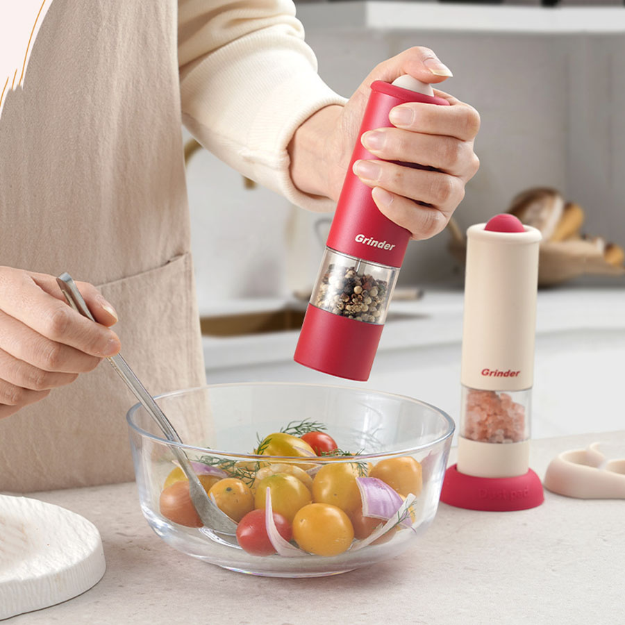 Electric Pepper And Salt Grinder Black Pepper Grinder Rechargeable Seasoning Mill Portable Kitchen Gadget With Adjustable
