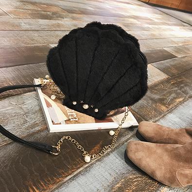 Shell Shape Faux Fur Pearl Ketting Dames Schoudertas Handtas Casual Purse Vrouwen Crossbody Mini Messenger Bag 4 kleuren: black