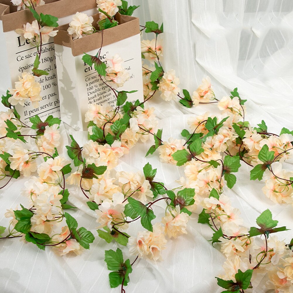Kunstige sakurablomster råtnende silke kirsebærblomst sakura vinranke eføy til bryllupsbue fest takdekor veggdekor råtnende