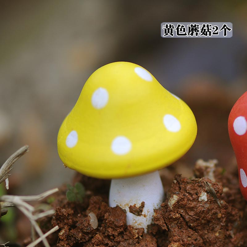 6 stücke Mini Mehrfarbig holz Pilz Modelle Nette Miniaturen Pilz Hause sehr klein Garten tisch Dekoration Mikro Landschaft Miniascape: gelb
