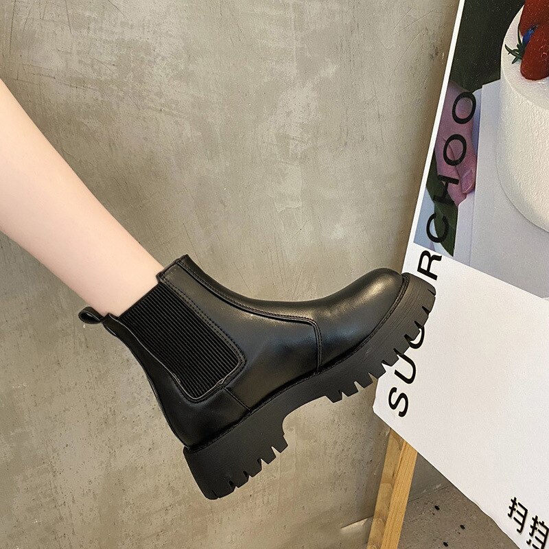 Ademende Vrouwen Enkellaarsjes Britse Stijl Meisjes Naakt Boot Ronde Neus Winter Schoenen Vrouw Platte Mode Botas Mujer