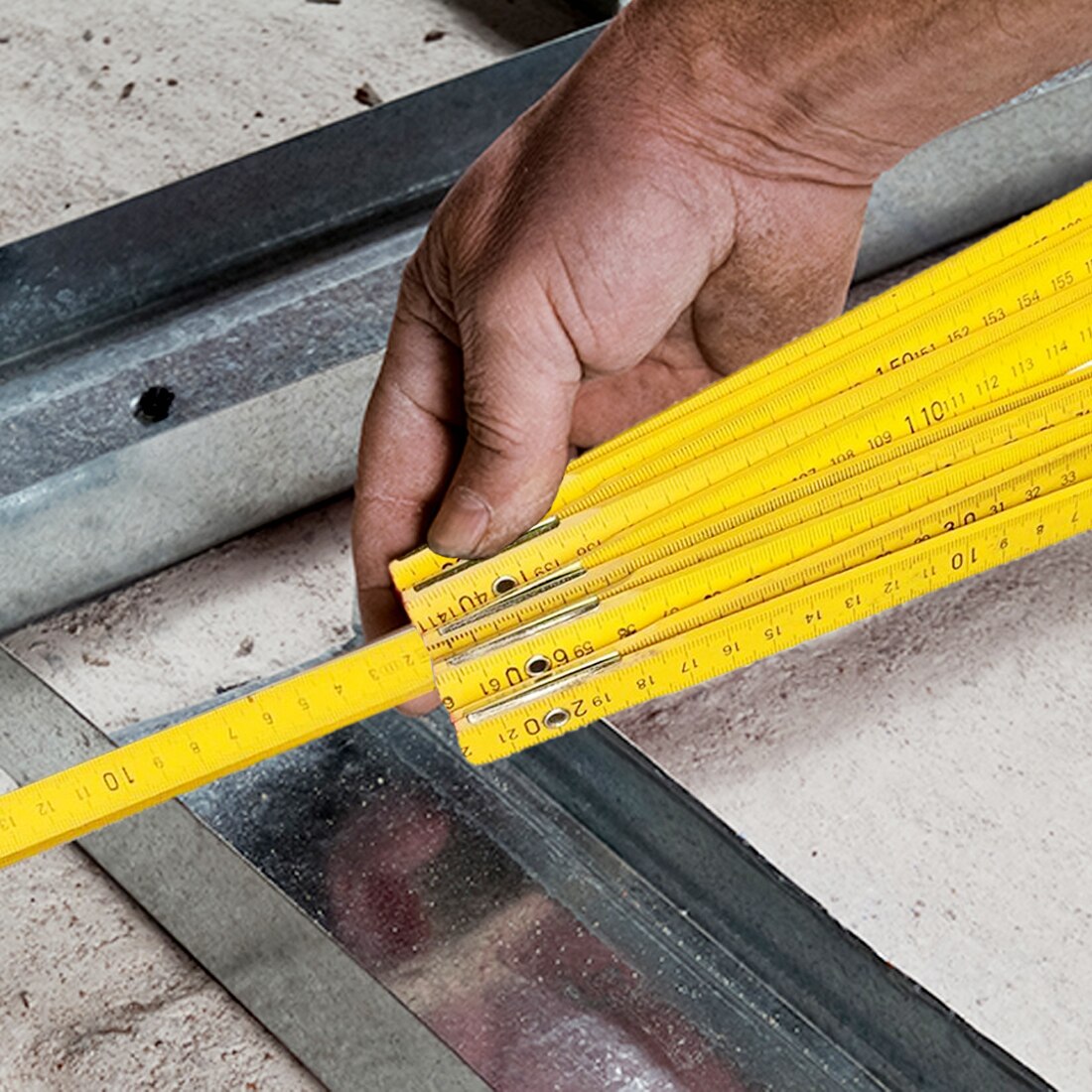 200cm Wooden Yard Stick Folding Ruler Wood Carpenter Metric Measuring Tools