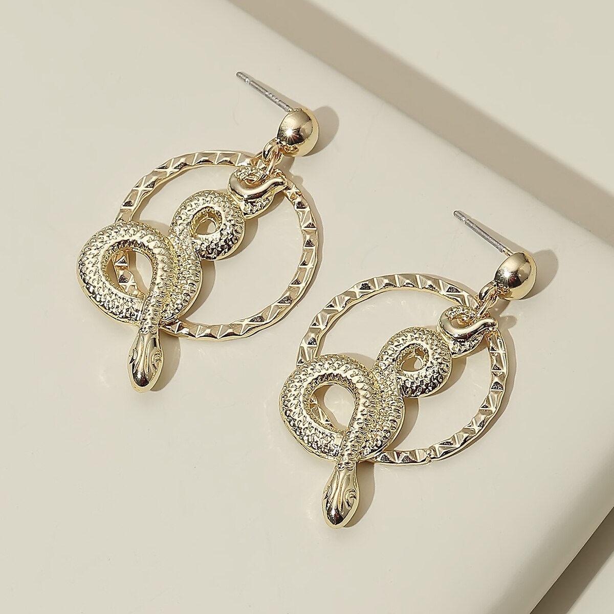 Europe Jewelry Personality Distorted Gold Snake Geometric Female Exaggerated Embossed Zinc Alloy Stud Earrings: orange