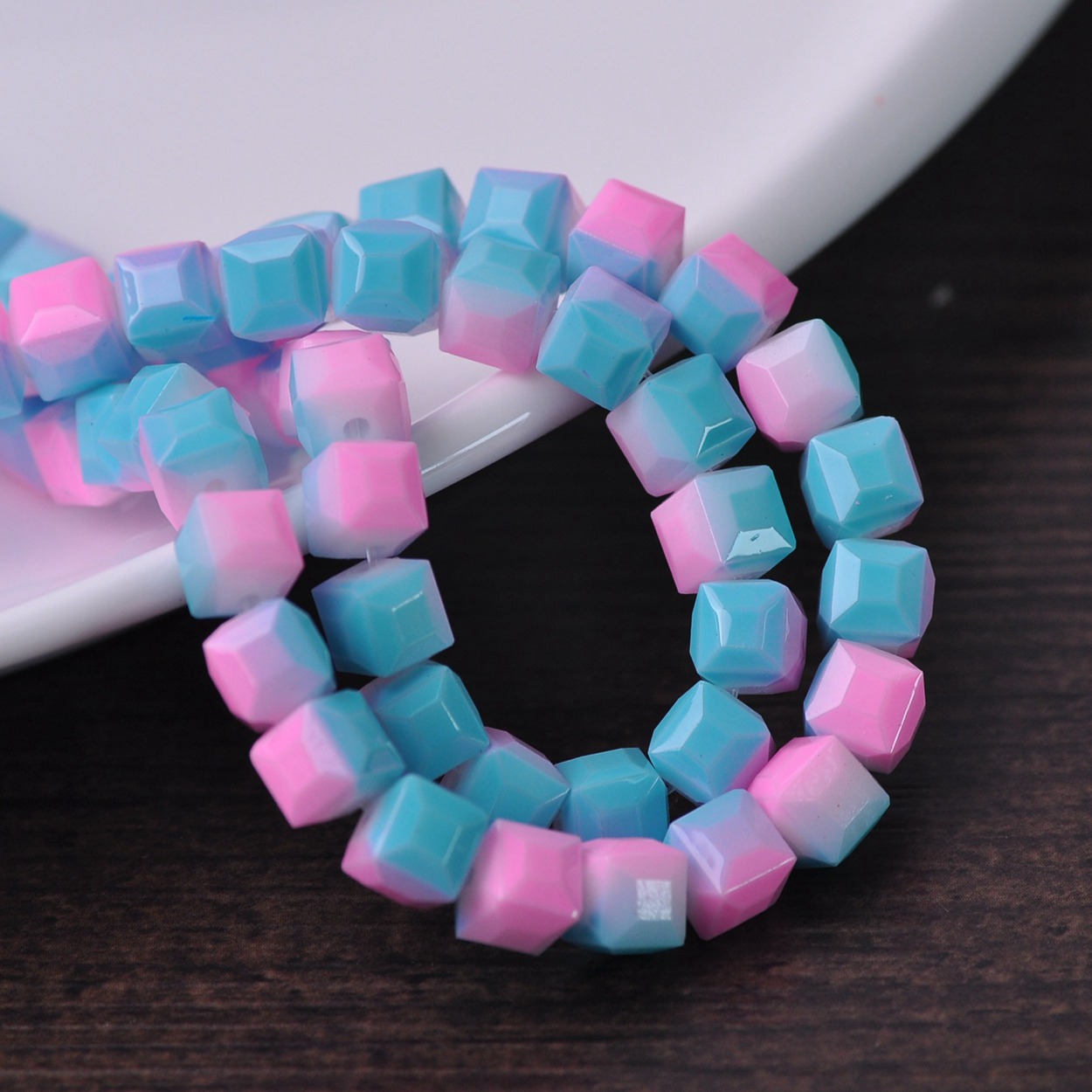 Kleurrijke Bekleed Kubus Vierkant Geslepen 8Mm 10Mm Opaque Glas Losse Ambachten Kralen Lot Voor Sieraden Maken Diy craft Bevindingen