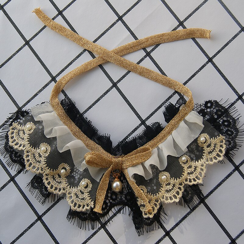 Collier en dentelle à trois couches pour animaux de compagnie, fait à la main, petit nœud cloche, bavoir pour chien et chat, décor de maison, à la