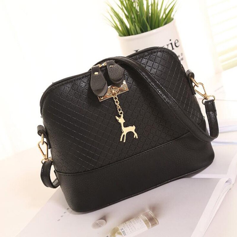 Women Hand Bags Pu Leather Soft Women Wild Shoulder Messenger Bag Quilted Shell Bag Pendant Cute Deer