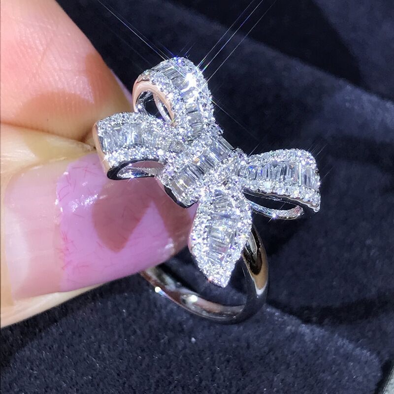 Modyle Mode Zilveren Kleur Grote Vierkante Zirconia Bow Wedding Ring Voor Vrouw