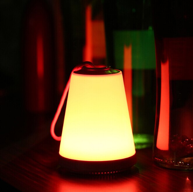 Bærbar lanterne farverig natlys genopladelig lampe berøringssensor kontrol udendørs camping med usb-oplader