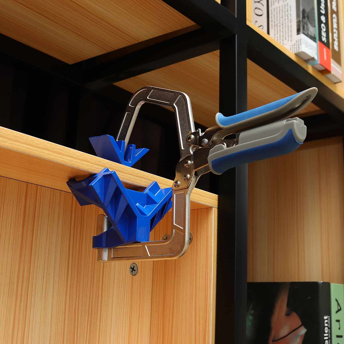 Auto-adjustable Rugged 90 Degree T Joints Joinery Angular Clamp Right Angle Woodworking Picture Frame Corner Clip Hand Tools