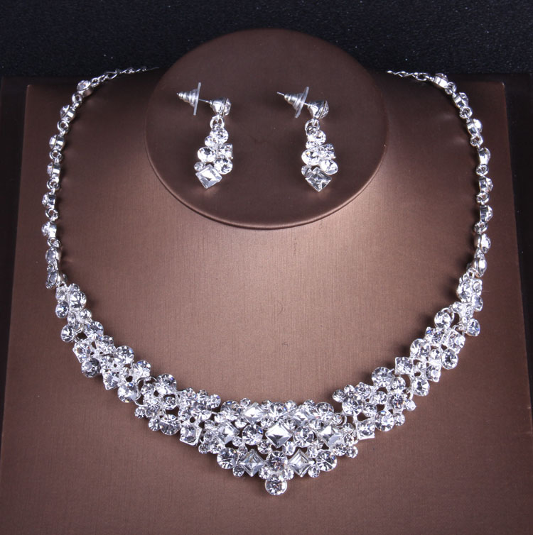 Luxury Sparkling Crystal Leaves Bridal Jewelry Set Rhinestone Tiaras Crown Necklace Earrings Wedding African Beads Jewelry Sets