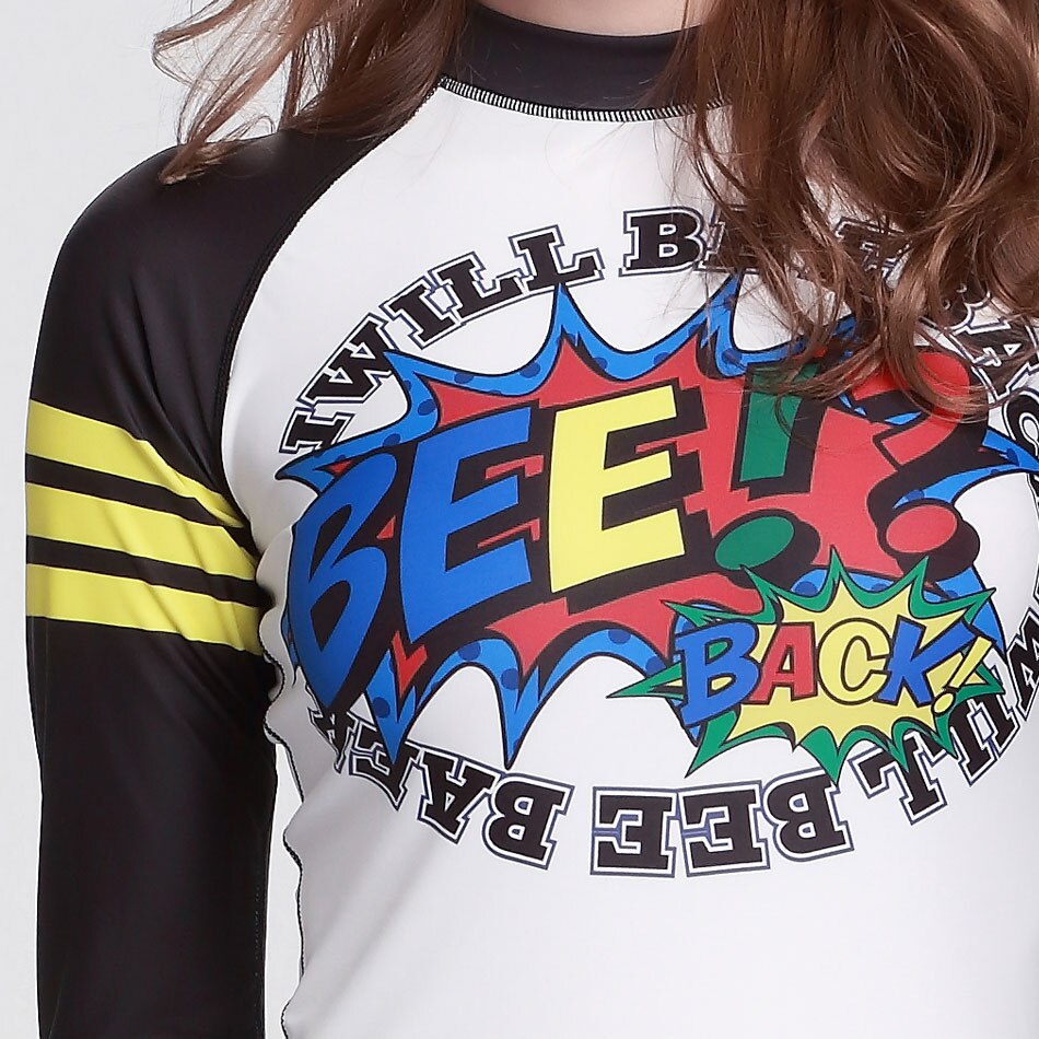 Lange ærmer rash guard badedragt trykt hvid sort dame våddragt uv solbeskyttelse basic skins crew sol skjorte rashguard
