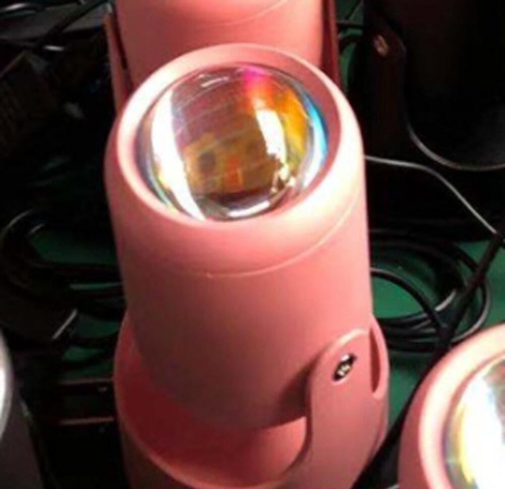 Newest Sunset Projection Lamp with Rotatable Dreamlike Romantic Visual LED Light: Pink Sunset Red