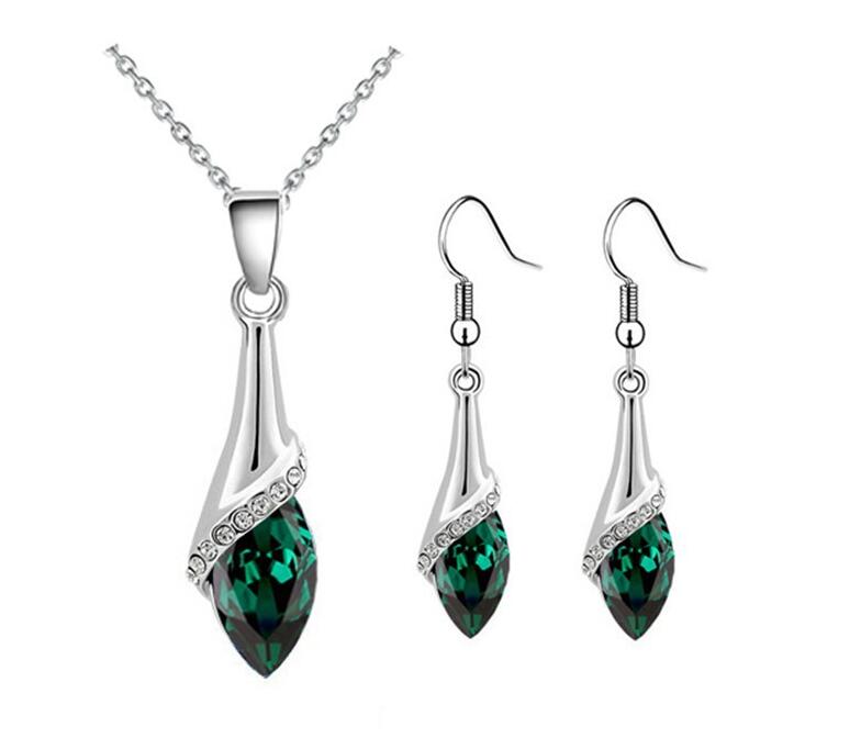 Angel Eye Water Kristallen Hanger Ketting Earring Mode-sieraden Set Brithday Girl Lover Bitheday Zomer Strand: crystal green