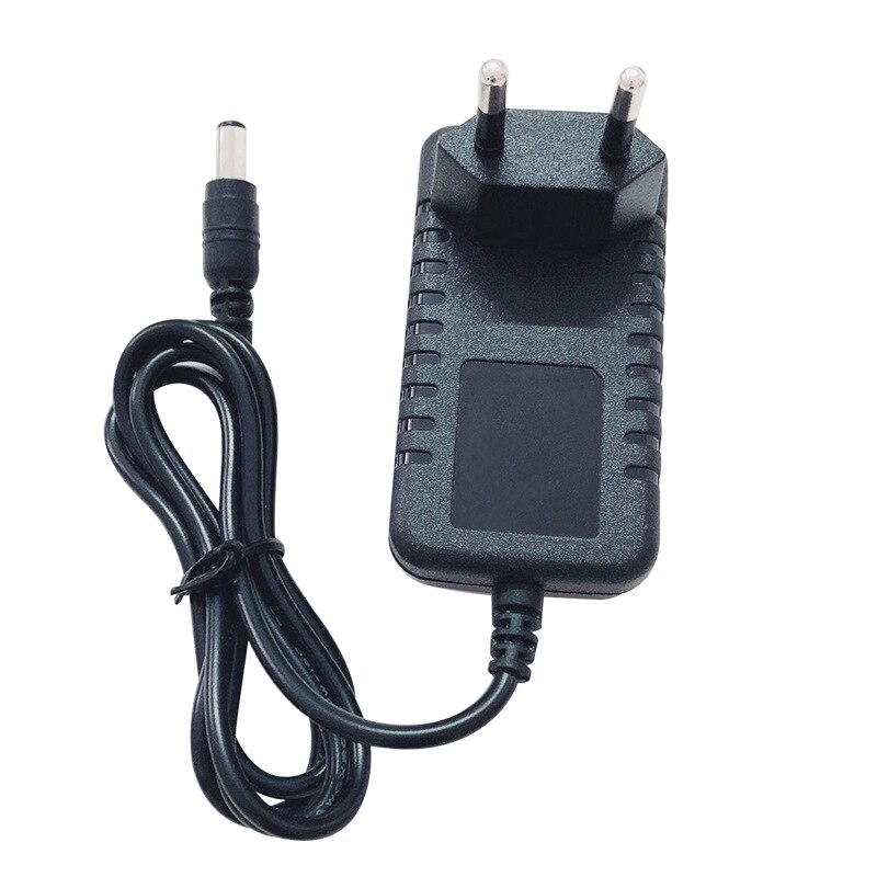 1PCS/LOT SMALL APPLIANCES DOUBLE Y STANDARD 12.6V0.5A LITHIUM BATTERY CHARGER 3 STRINGS 16850 LITHIUM BATTERY HAND DRILL CHARGER: European plug
