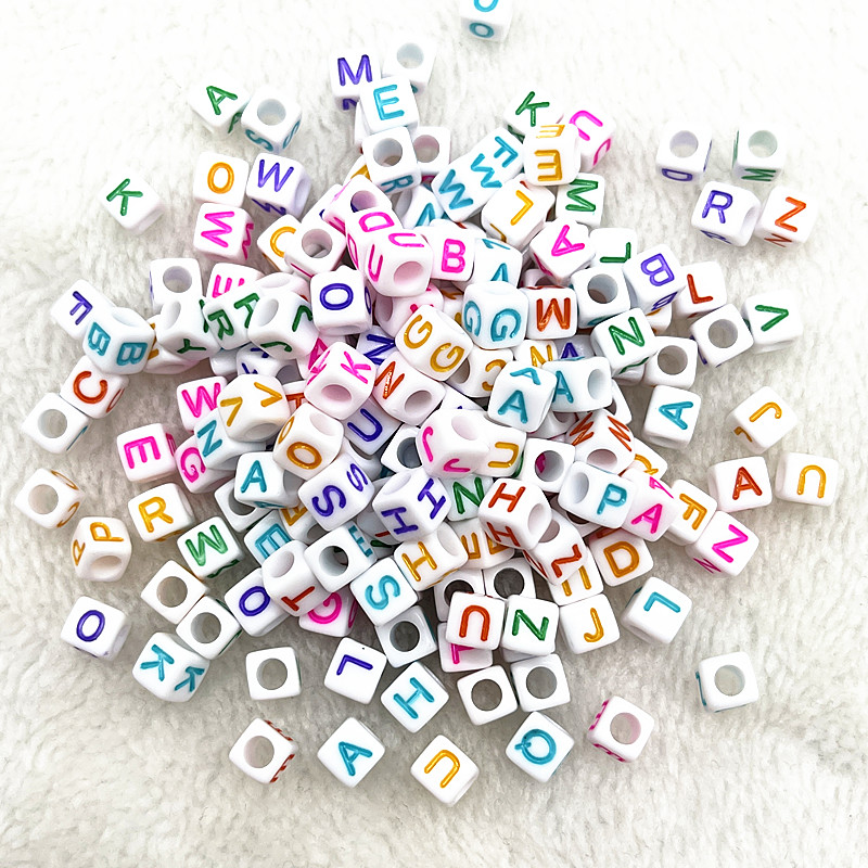 100 Uds 7x4mm 6x6mm cuentas de letras del alfabeto mezcladas cuentas para hacer joyería Diy accesorios de pulseras hechas a mano