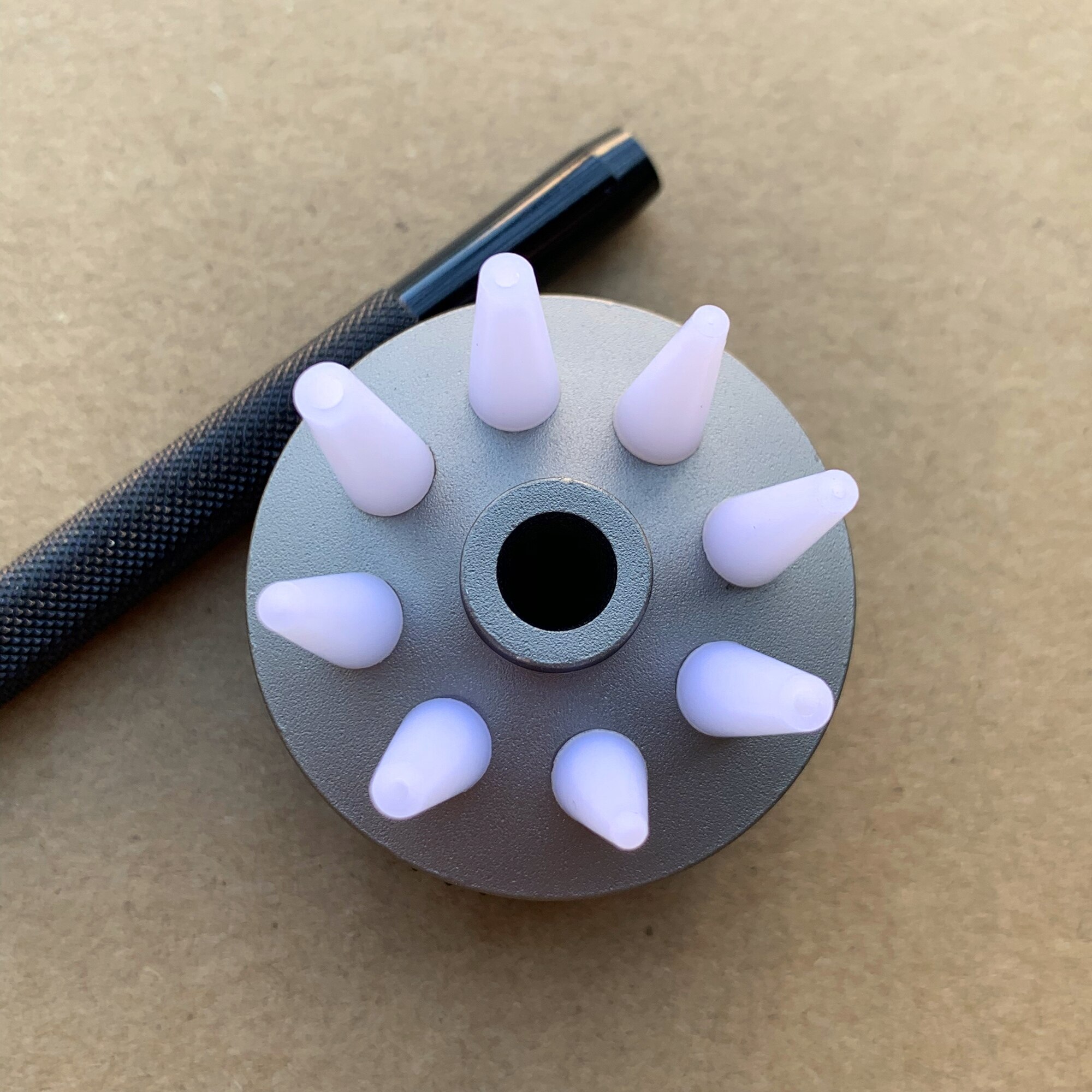 Stijl horloge wijzers montage gereedschapset 8 plastic maten voor het installeren van horlogewijzers gereedschap voor horlogemakers