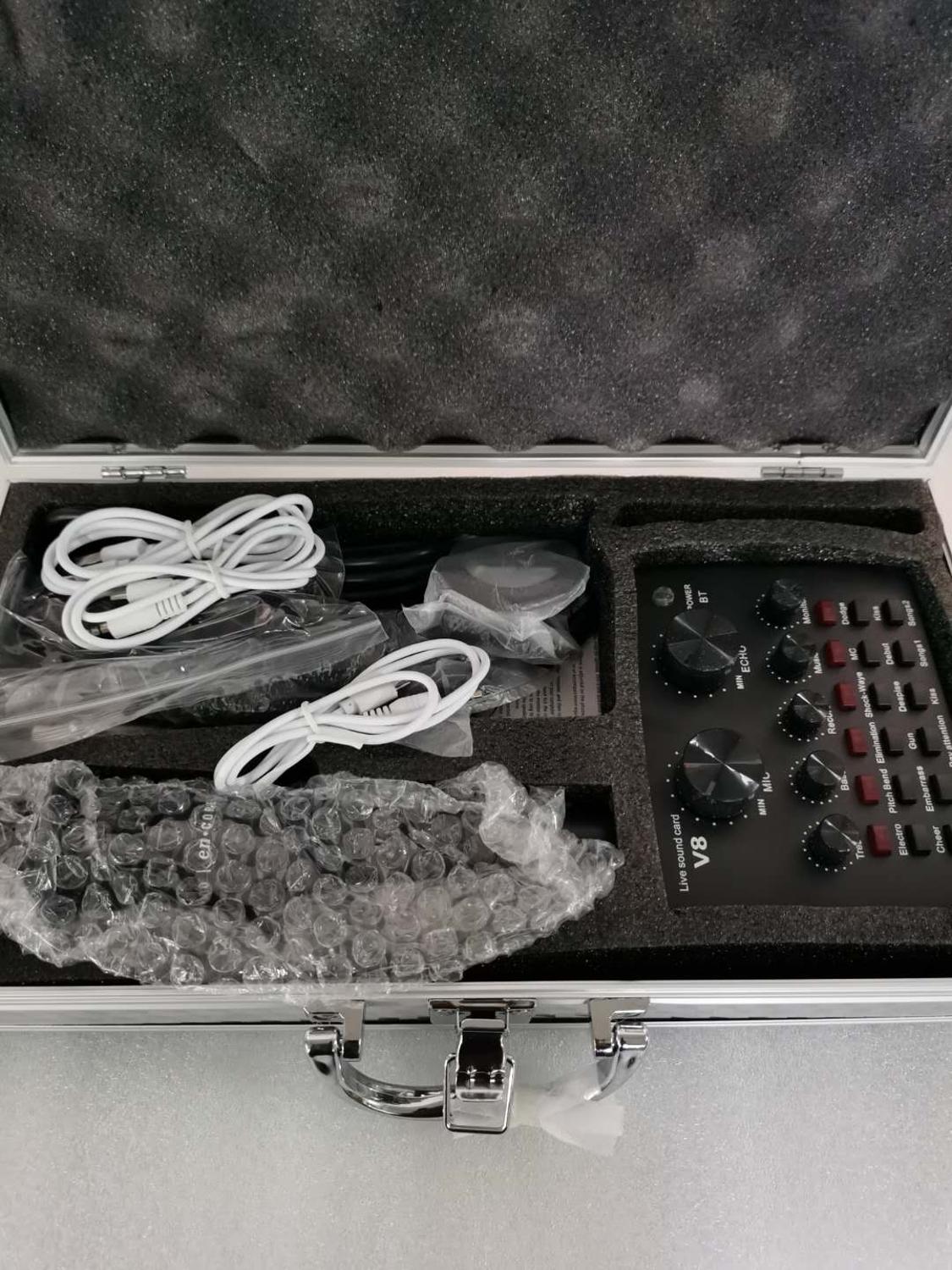 V8/L8 Sound Card Audio Interface USB Live Broadcast Microphone Sound Card bluetooth for PC Mobile Phones Singing Recording: V8