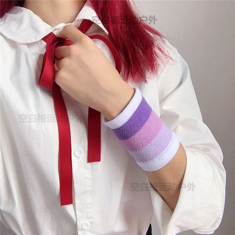 Wrist wristbands girls small fresh sports wipe sweat basketball autumn and winter warm cute pink rainbow striped wristbands
