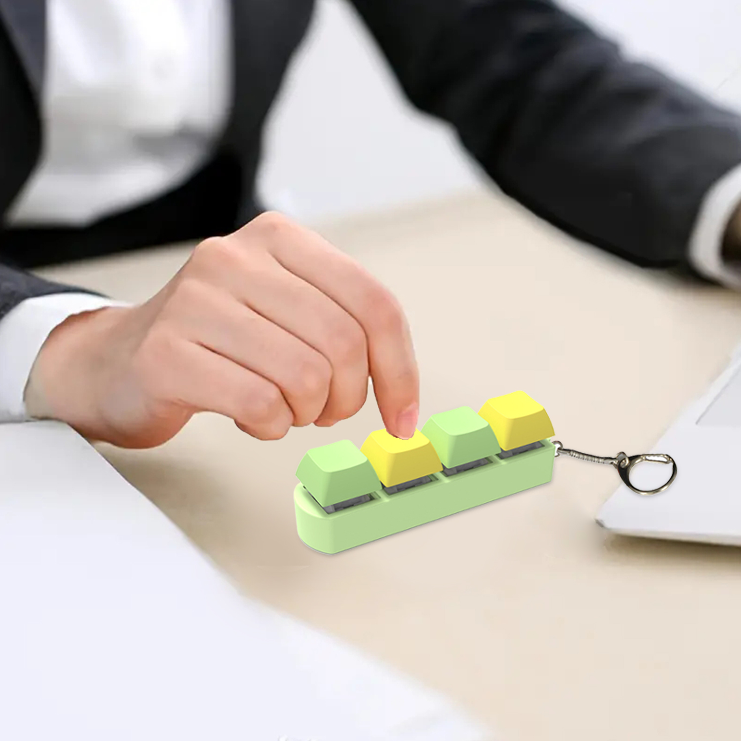 Clavier clé jouet fête soulagement du Stress bricolage Fidget bouton Keycap Fidget porte-clés clavier porte-clés jouets doigt clavier casquettes jouet
