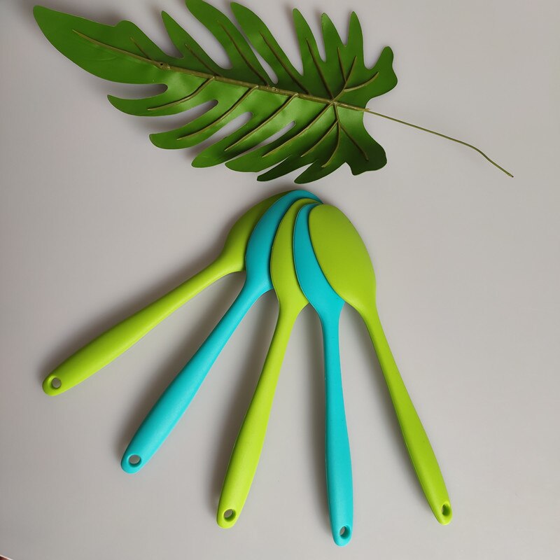 Cuchara mezcladora de silicona para mantequilla y pastel, utensilios de cocina, vajilla, cucharas de sopa, herramientas de cocina XB 002, 1 unidad