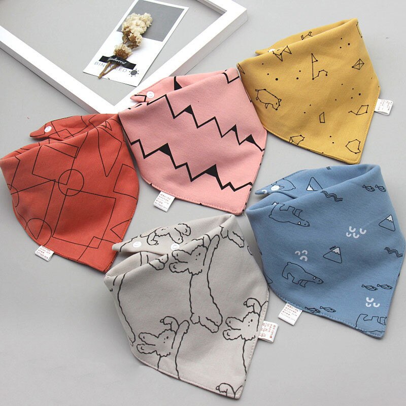 Babador de algodão para bebês, avental de alimentação com estampa de desenho animado para bebês: Baby Bibs - 3