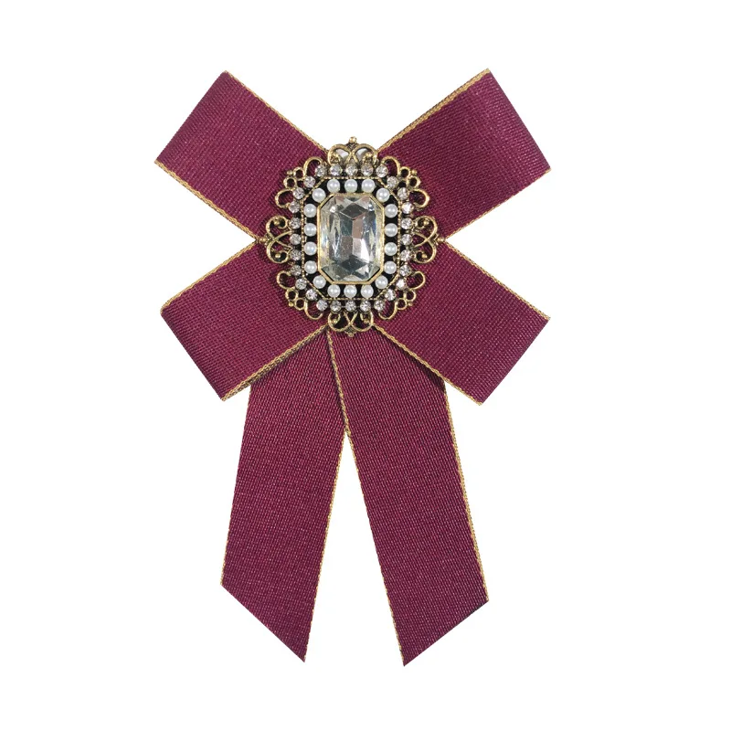 Britse Stijl Stof Strikje Broche Parel Kristal Overhemd Pak Kraag Pinnen Mode Stropdas Broches voor Vrouwen en Mannen Sieraden