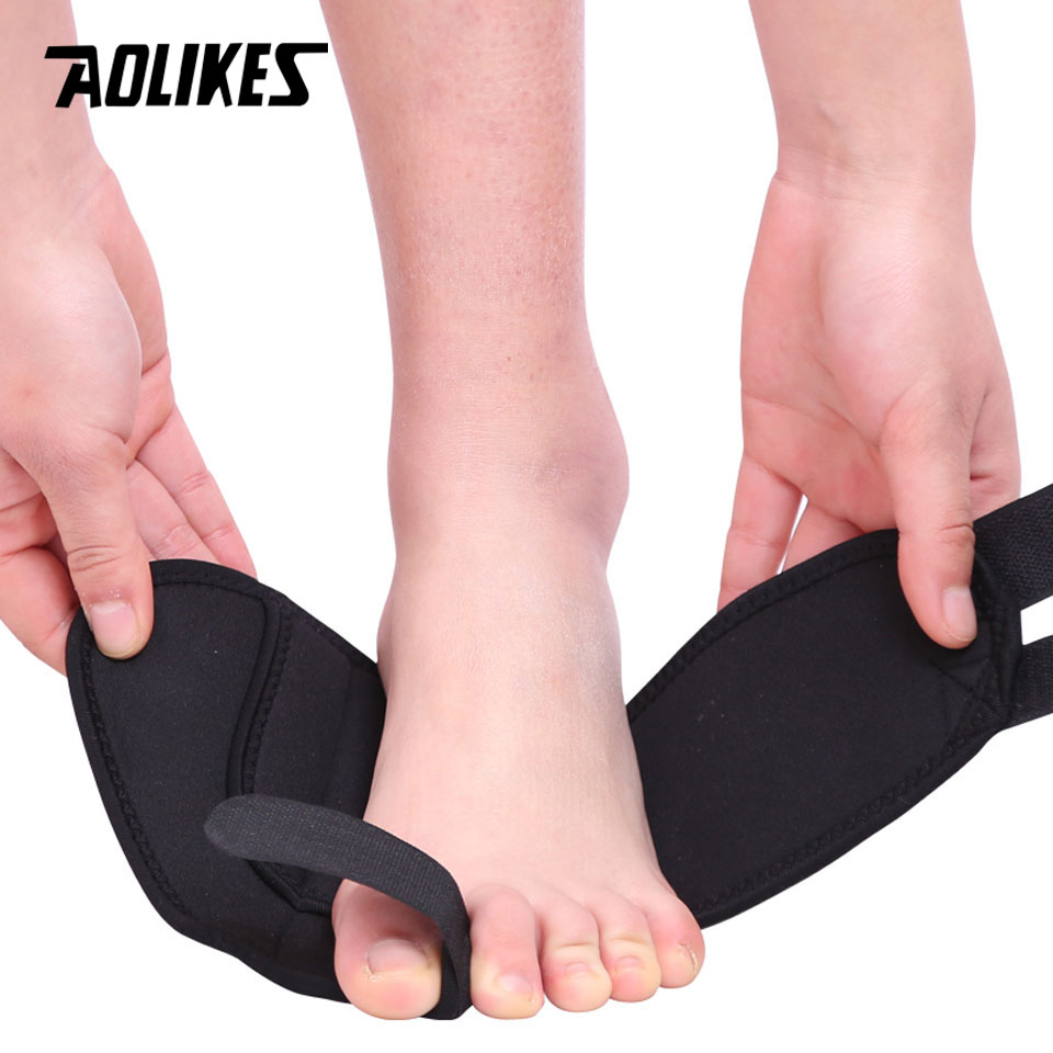 AOLIKES 1PCS Toe Correction Thumb Tape Physical Pain Relief Big Bone Toe Corrector Magnetic Belt Foot Thumb Movement Protection