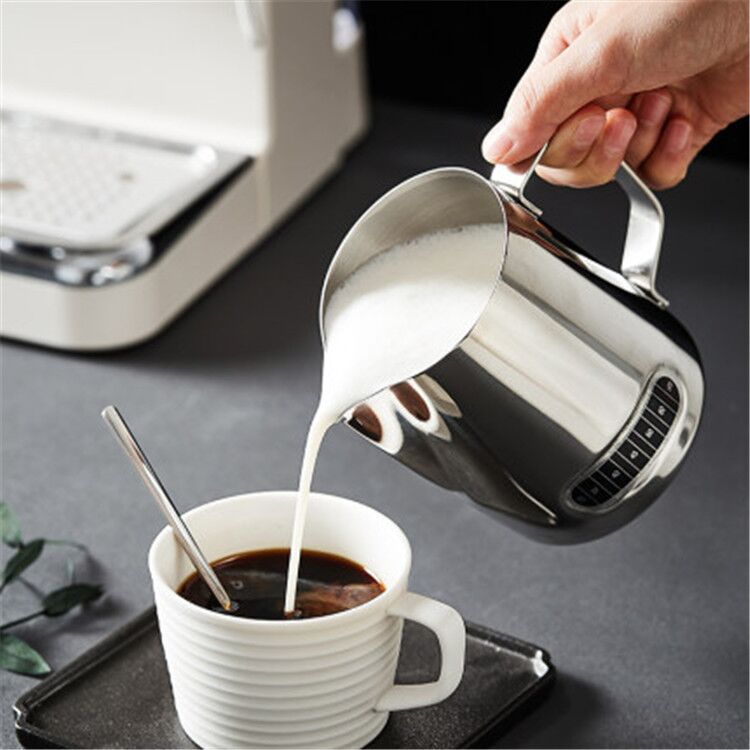 Kaffe mælkeskummende kande med indbygget termometer espresso kaffe barista craft latte 304 rustfrit stål 20oz / 600 ml
