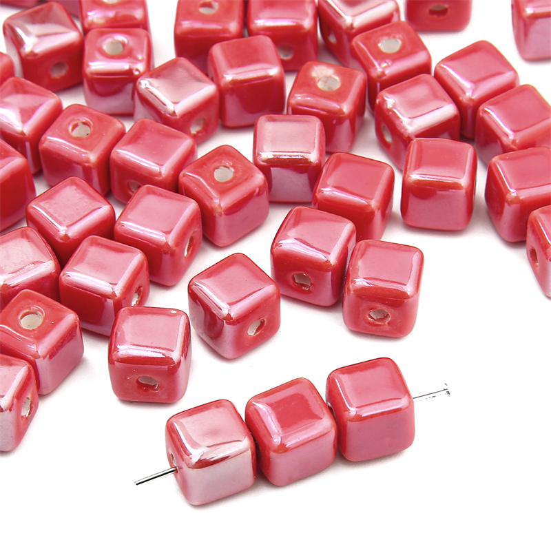 10 pçs cores da moda 6/8mm contas quadradas cubo contas de cerâmica diy 2mm buraco contas artesanais contas de porcelana para fazer jóias: Dourado