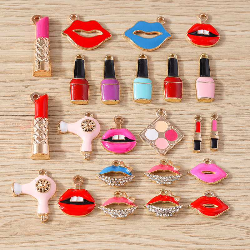 10 Uds. Mezcla de lindos esmaltados para mujer, labios, lápiz labial, colgantes para hacer joyas, pendientes, collares, pulseras, suministros para manualidades DIY
