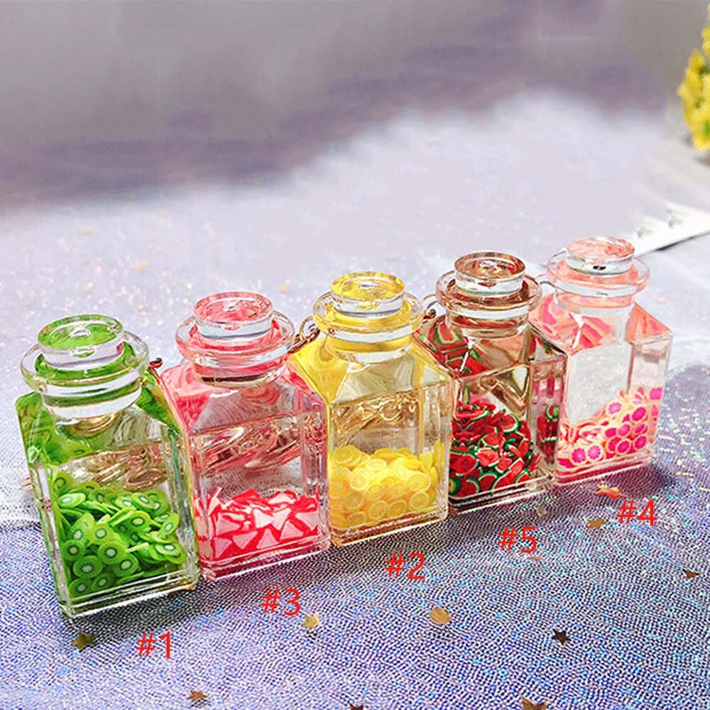 1 pcs Quicksand Bottle Glitter Key Chain Cartoon Liquid Floating Fruit Keychain Keyring Backpack Pendant for Women
