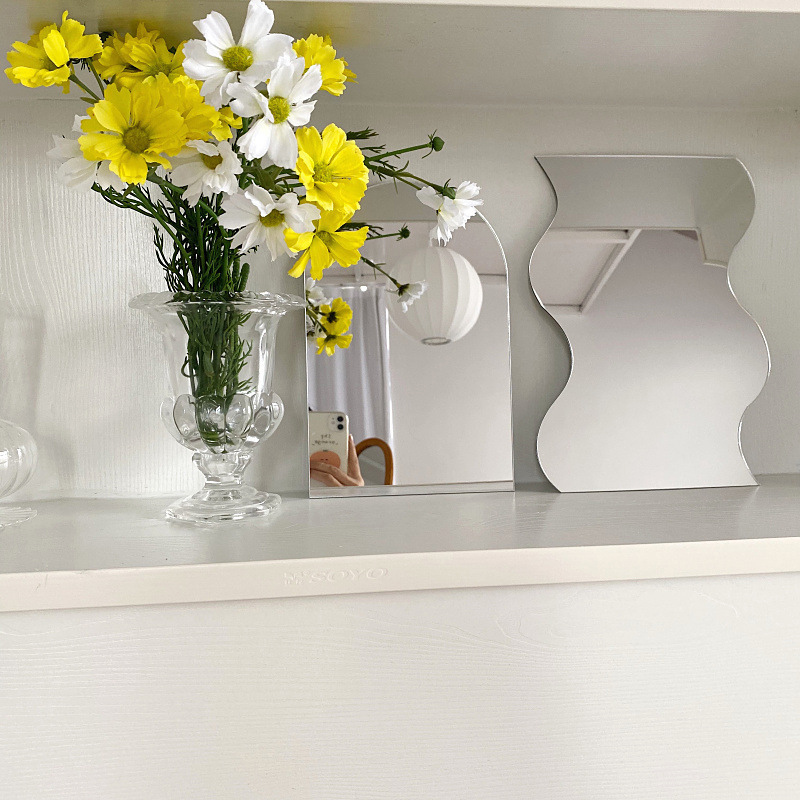 Clear Acrylic Mirror Irregular Edge Desktop Makeup Mirror Bedroom Decorative