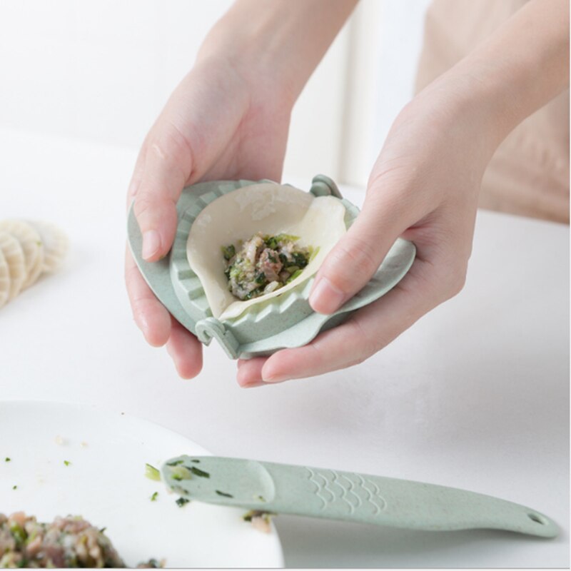 Dumpling Mold For Modeling Dumplighs DIY Dumpligh Maker Tool Wheat Straw Jiaozi Mold For Baking Kitchen Gadgets Accessories