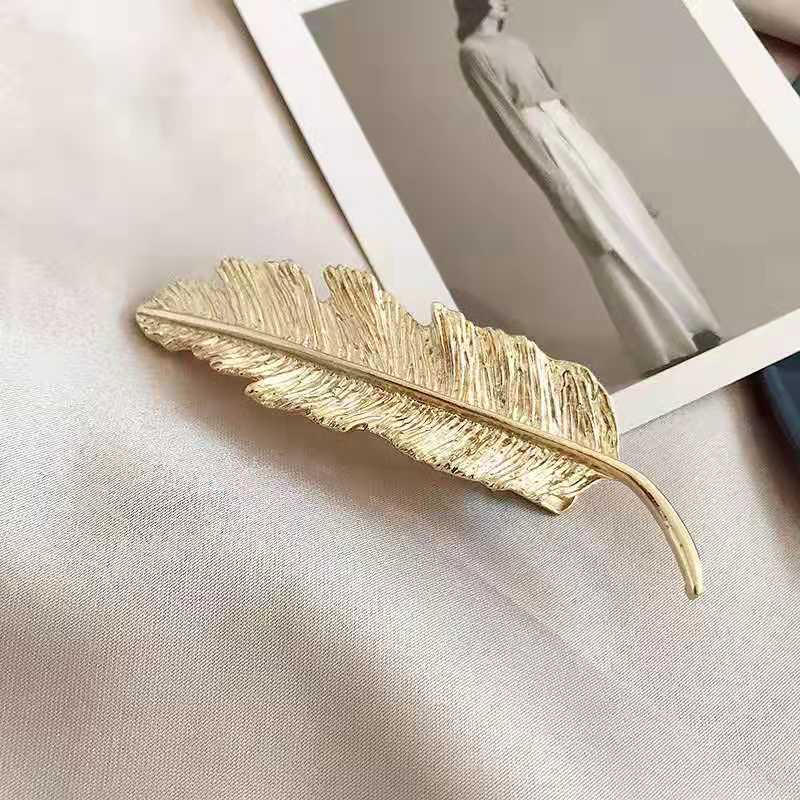 1PC Frauen Blatt Feder Haar Clip Metall Seestern Haarnadel Haarspange Haar Ornament Party Dekoration Haar Zubehör