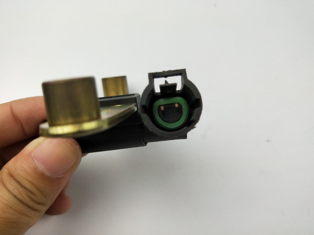 SMD One year guarantee Crankshaft Position Sensor For Renault Grand Laguna Megane Scenic Logan SEB440 8200468647